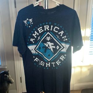 American fighter two men’s shirt bundle size L .